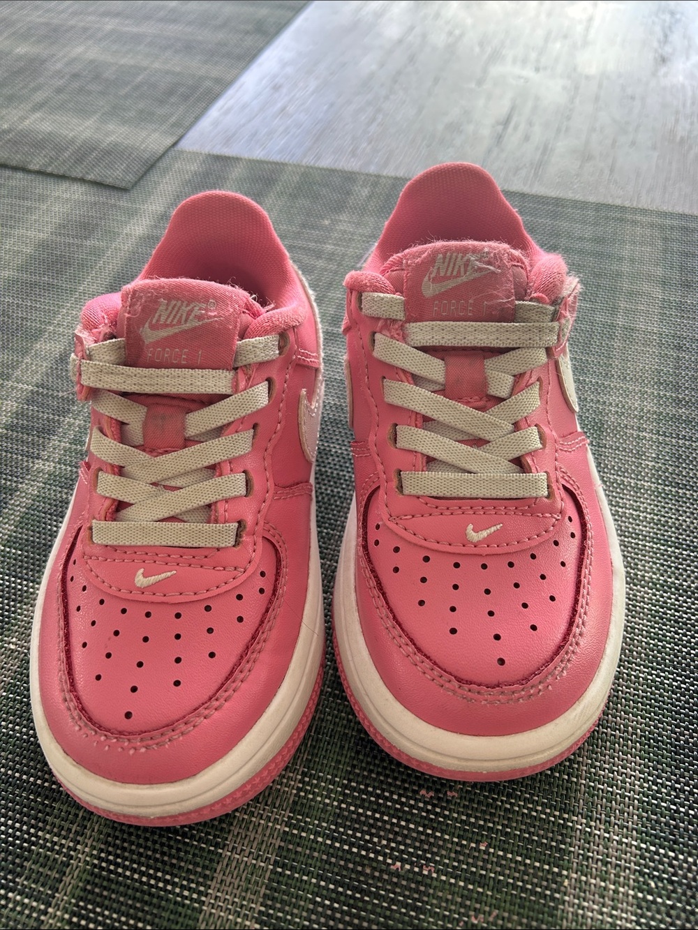Nike Toddler Girls  Pink Force 2 Low Top Sneakers with White Laces and Hook Loop